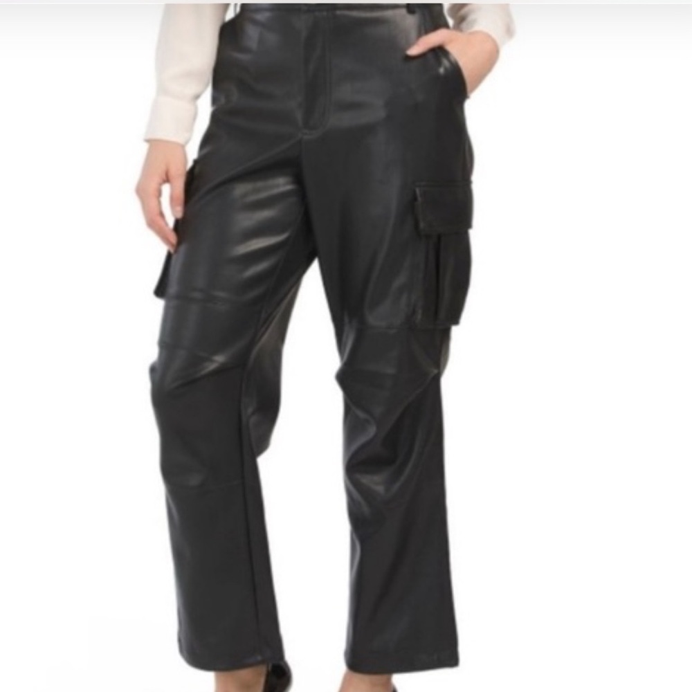 7 for All Mankind Black Faux Leather Cargo Pants size medium